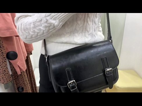 ❤️ Јавна мастурбација на младата кучка FeralBerry со дилдо во фитинг просторијата ☑ Секс видео на mk.hentaibar.ru ❌️❤
